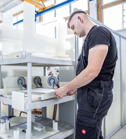 Reparatur und Wartung