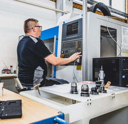 Mitarbeiter der Auftragsfertigung